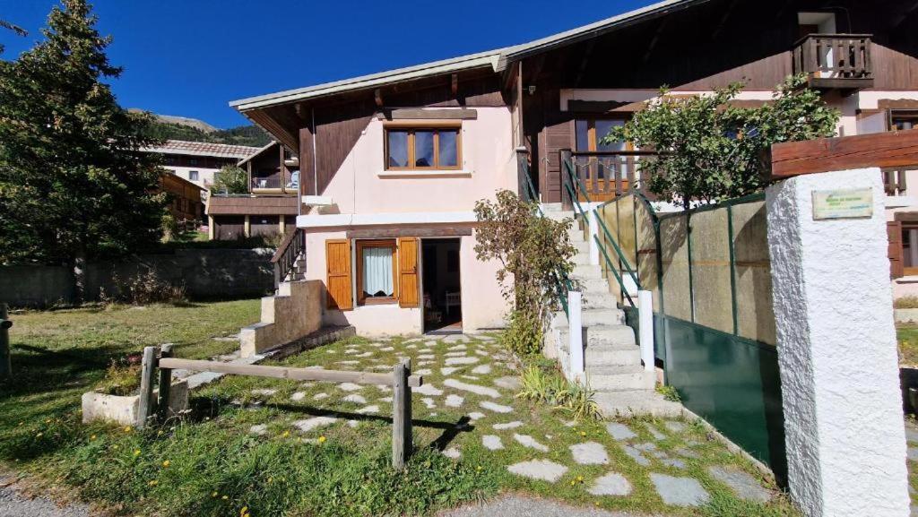 Chalet L'Acinos Montgenevre Exterior photo
